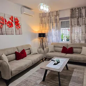 https://graces-centre-apartment.albaniahotels.org